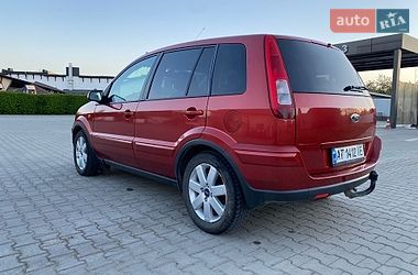 Хэтчбек Ford Fusion 2006 в Косове