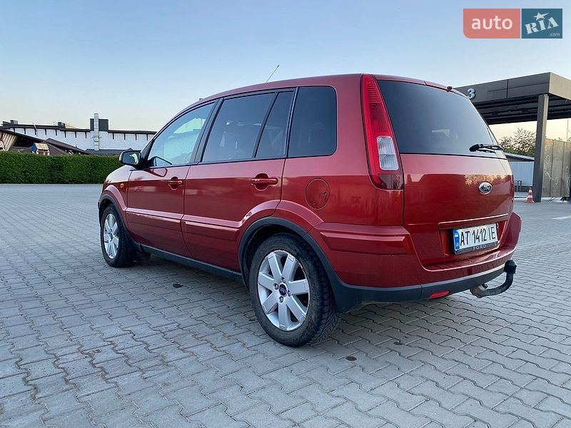 Хэтчбек Ford Fusion 2006 в Косове