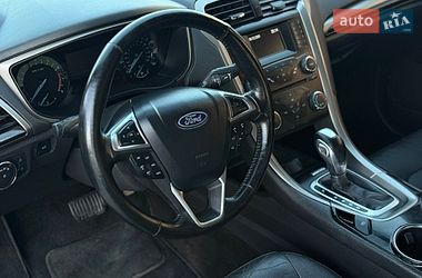 Седан Ford Fusion 2014 в Ужгороде