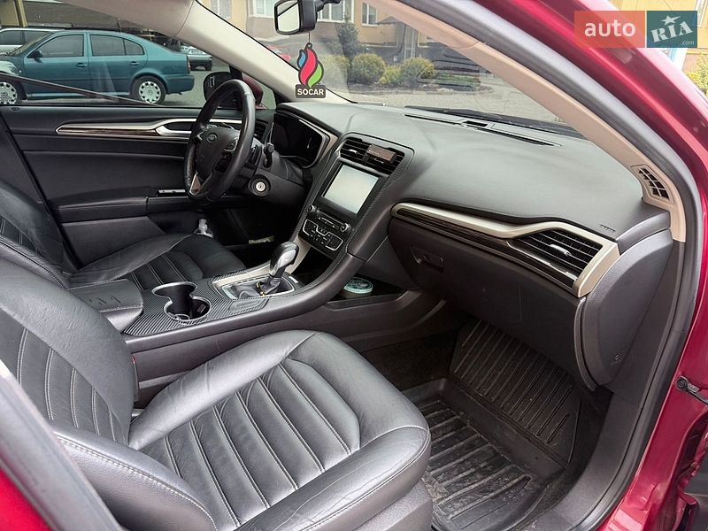 Седан Ford Fusion 2016 в Вінниці