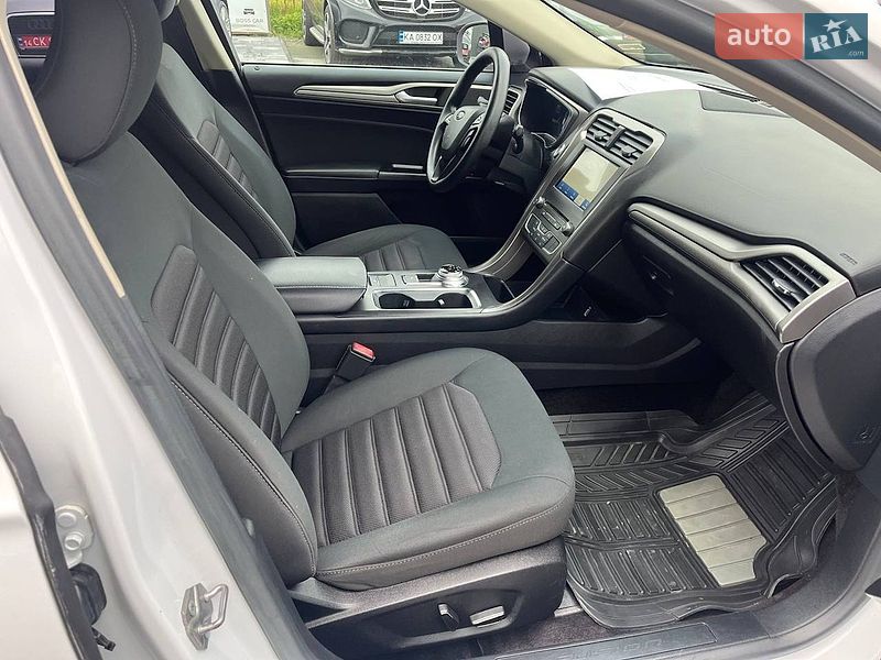 Седан Ford Fusion 2017 в Вінниці