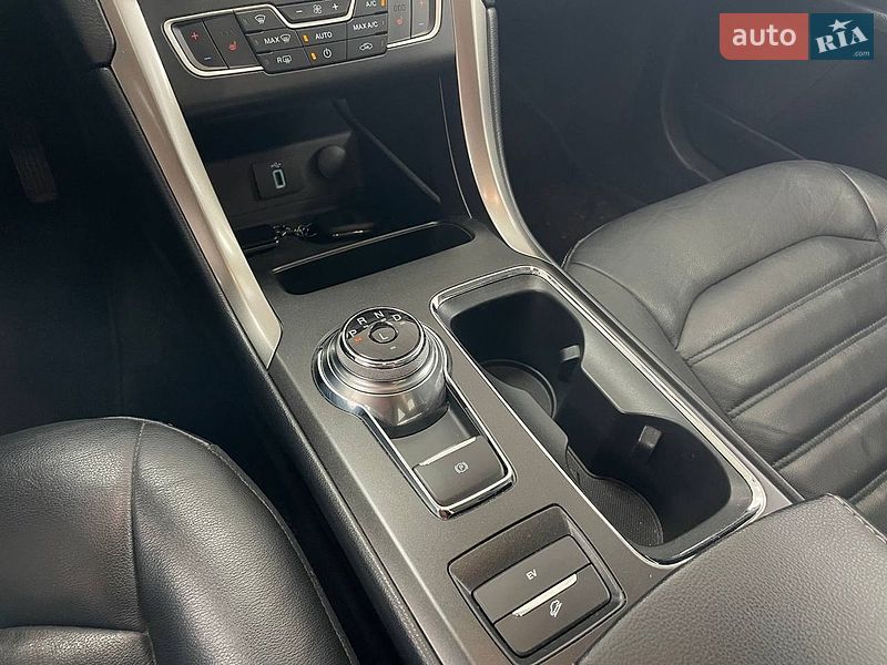 Седан Ford Fusion 2016 в Киеве