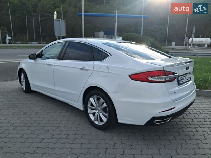 Седан Ford Fusion 2019 в Могилев-Подольске