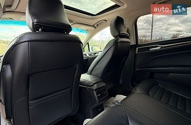 Седан Ford Fusion 2016 в Трускавце