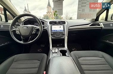 Седан Ford Fusion 2020 в Харькове