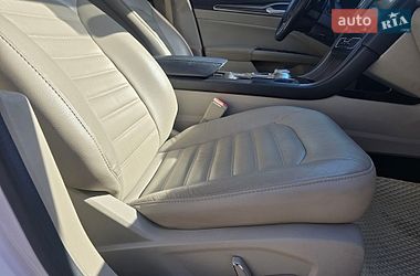 Седан Ford Fusion 2017 в Львові