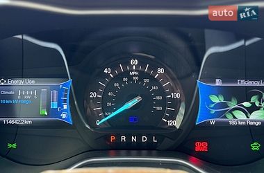 Седан Ford Fusion 2016 в Умані