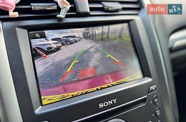 Седан Ford Fusion 2016 в Умані