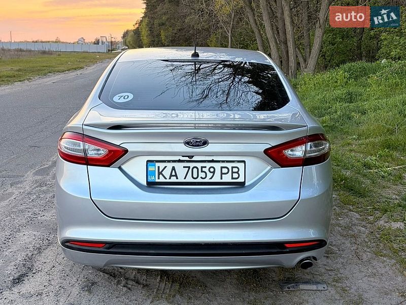 Седан Ford Fusion 2014 в Киеве