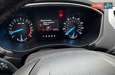 Седан Ford Fusion 2013 в Львові