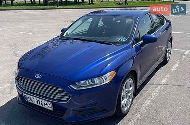 Седан Ford Fusion 2015 в Києві