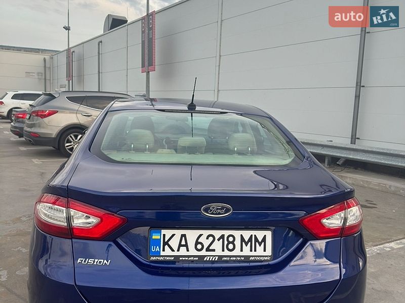 Седан Ford Fusion 2014 в Києві