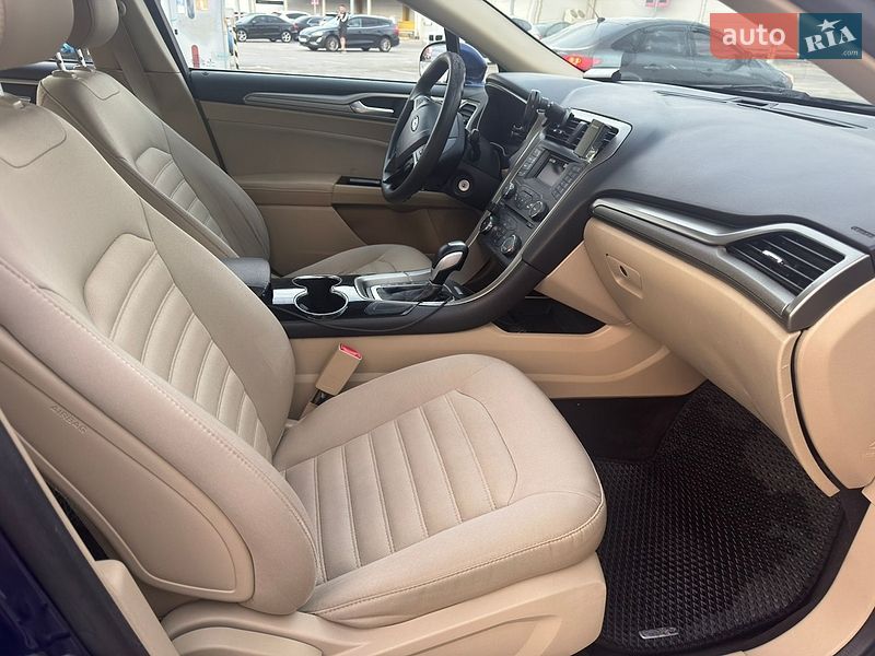 Седан Ford Fusion 2014 в Києві
