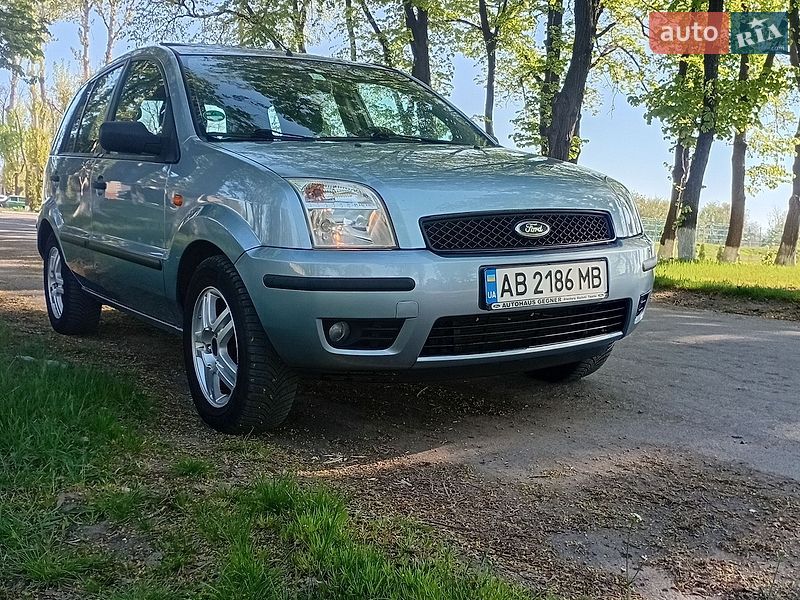 Ford Fusion 2004