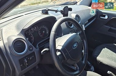 Хэтчбек Ford Fusion 2008 в Киеве