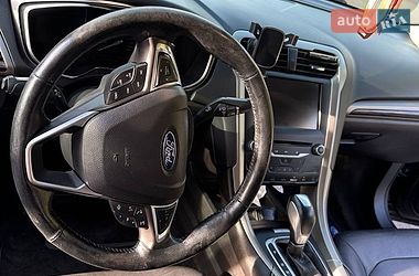 Седан Ford Fusion 2014 в Одесі
