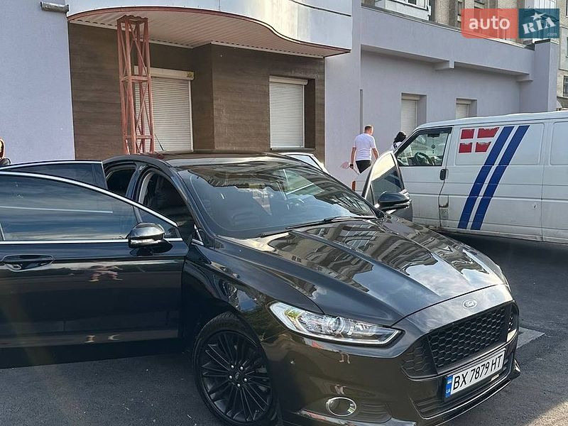 Седан Ford Fusion 2014 в Одесі