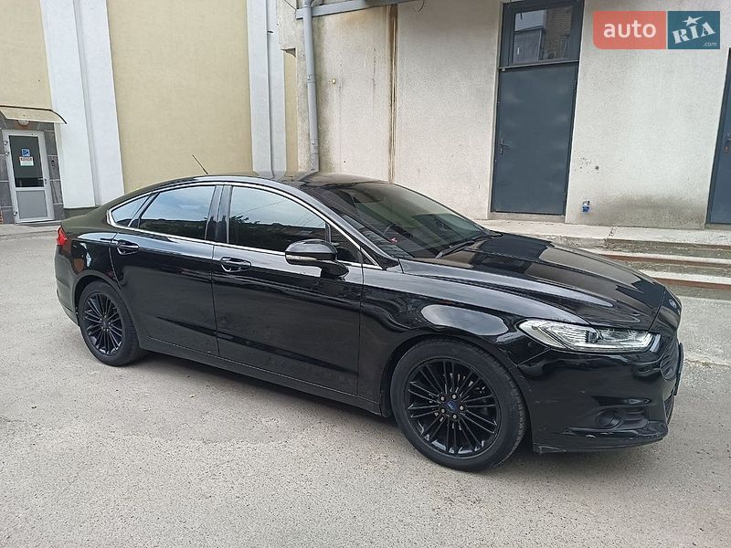 Седан Ford Fusion 2016 в Дніпрі