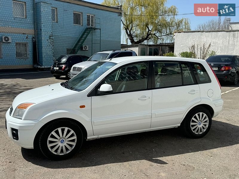 Хетчбек Ford Fusion 2011 в Чорноморську
