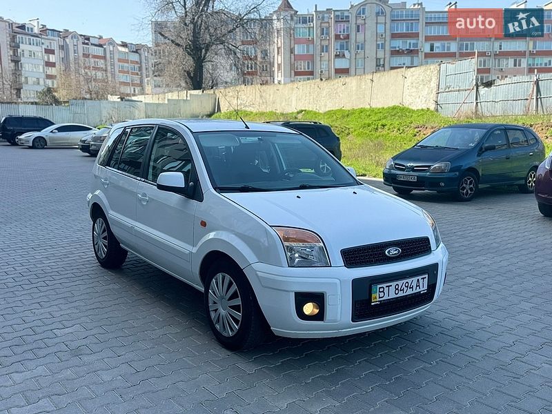 Хетчбек Ford Fusion 2011 в Чорноморську