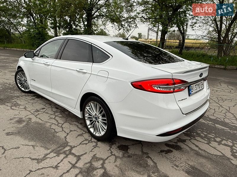 Седан Ford Fusion 2018 в Лубнах