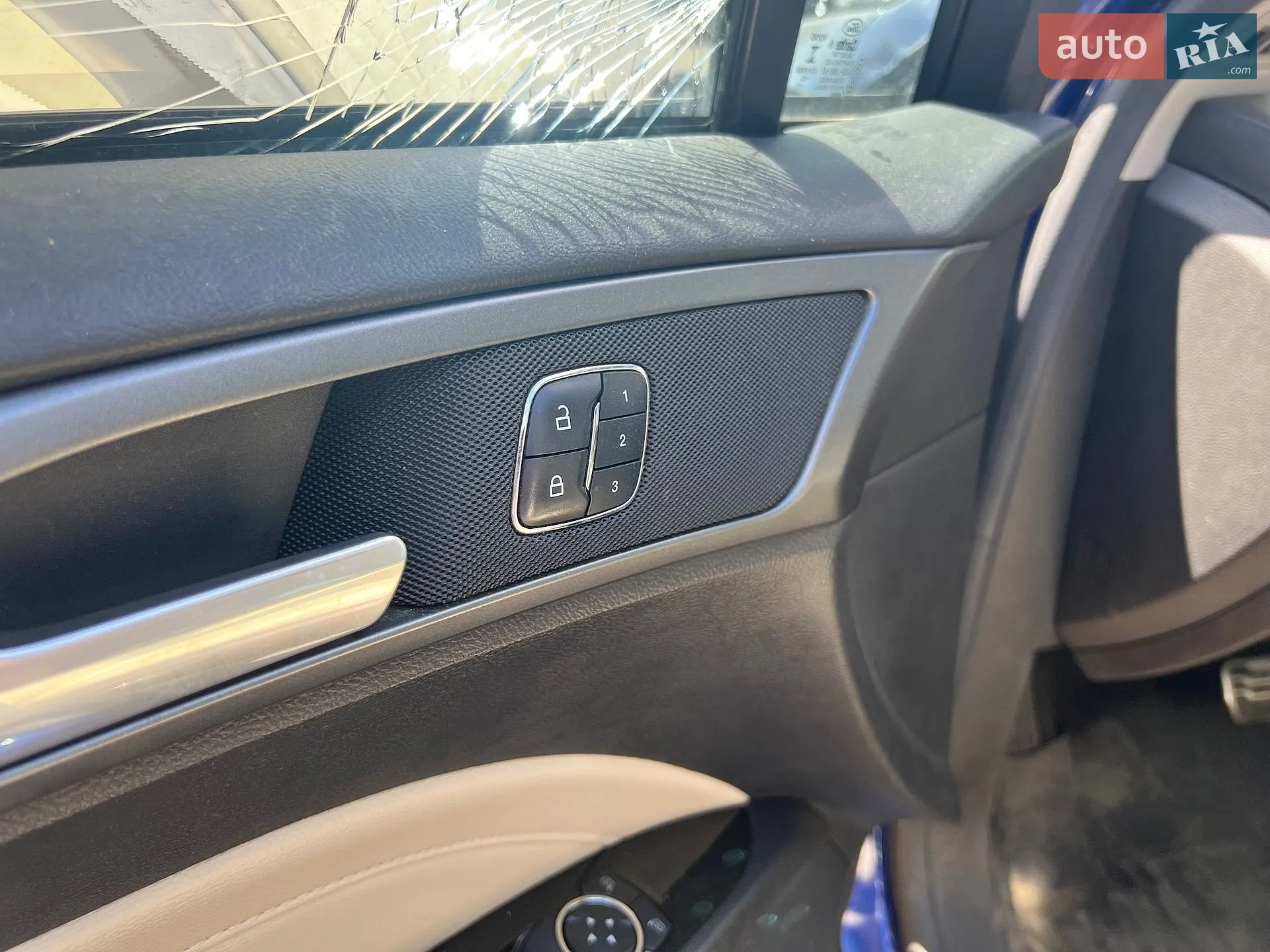 2015 Ford Fusion - мініатюра 27