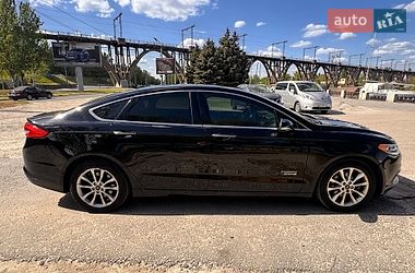 Седан Ford Fusion 2018 в Днепре