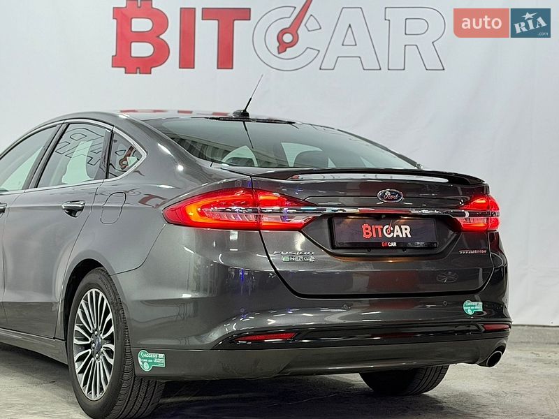 Седан Ford Fusion 2016 в Одесі