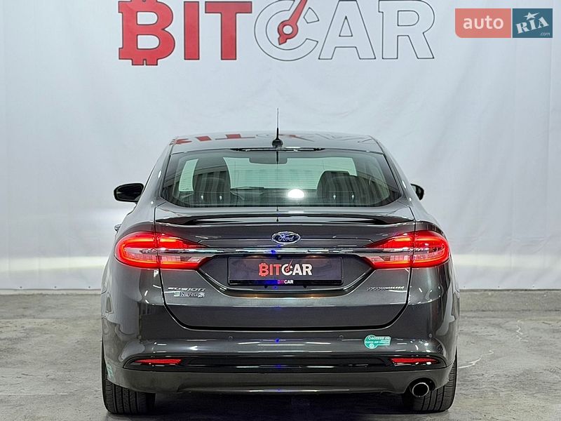 Седан Ford Fusion 2016 в Одесі
