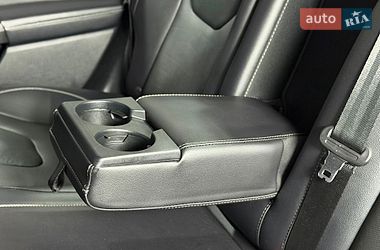 Седан Ford Fusion 2016 в Одесі