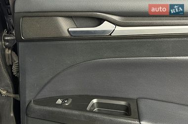 Седан Ford Fusion 2016 в Одесі