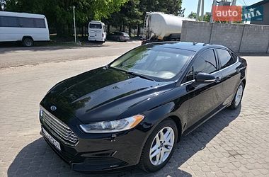Седан Ford Fusion 2016 в Львове