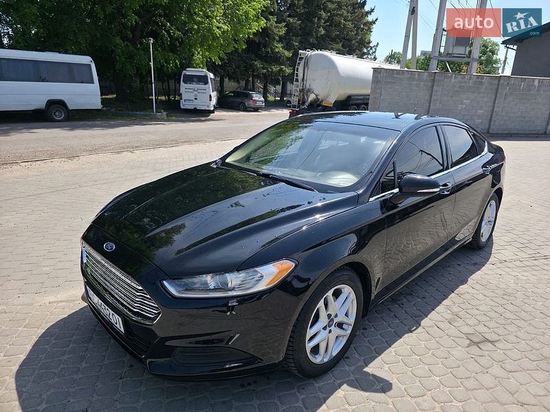 Ford Fusion 2016