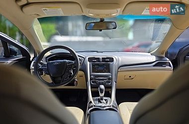 Седан Ford Fusion 2016 в Львові
