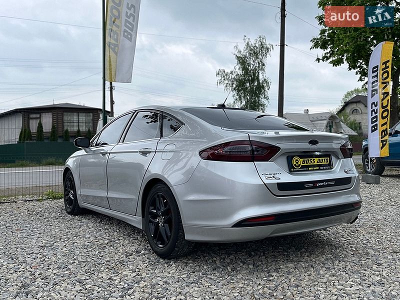 Седан Ford Fusion 2016 в Коломые