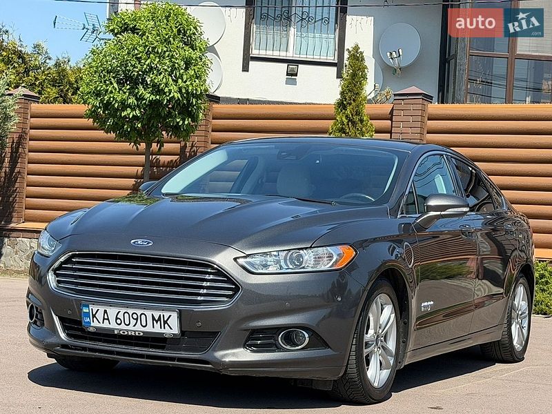 Седан Ford Fusion 2015 в Борисполе