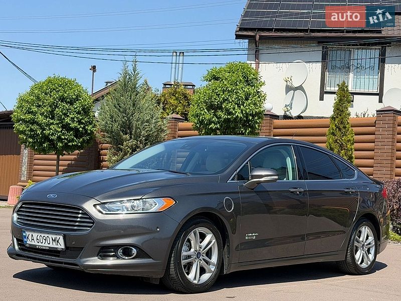 Седан Ford Fusion 2015 в Борисполе