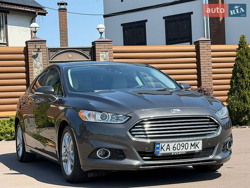 Седан Ford Fusion 2015 в Борисполе