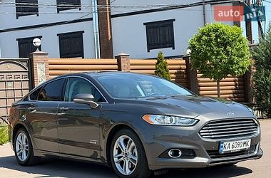 Седан Ford Fusion 2015 в Борисполе