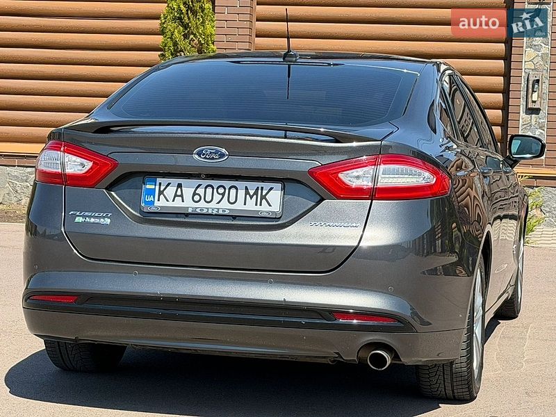 Седан Ford Fusion 2015 в Борисполе