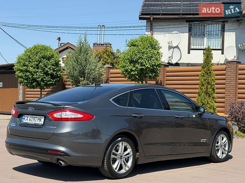 Седан Ford Fusion 2015 в Борисполе