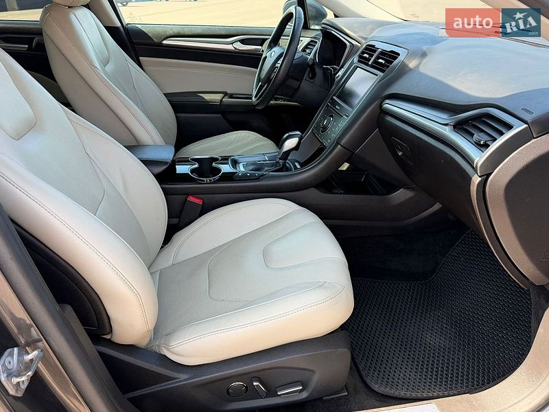 Седан Ford Fusion 2015 в Борисполе