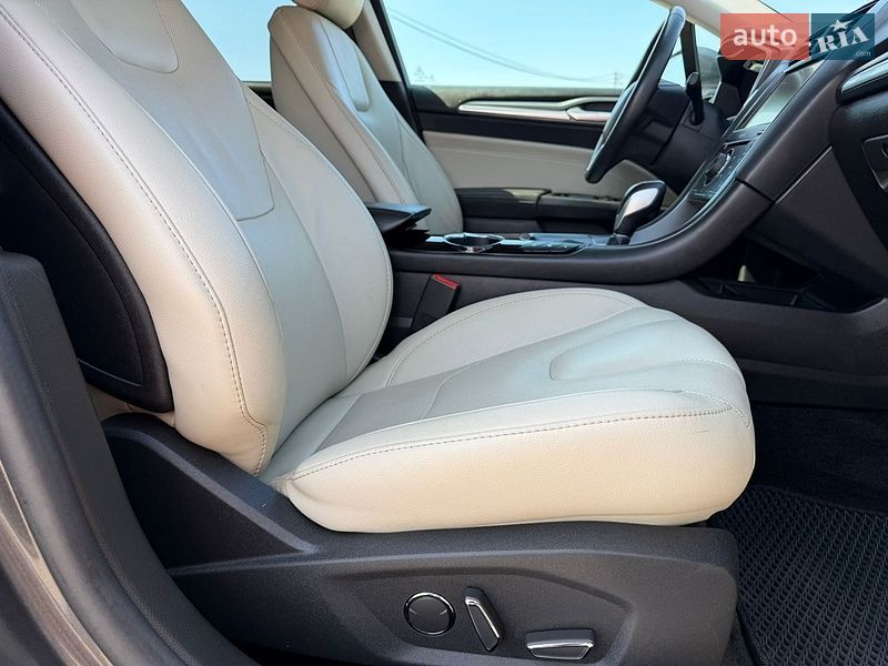 Седан Ford Fusion 2015 в Борисполе