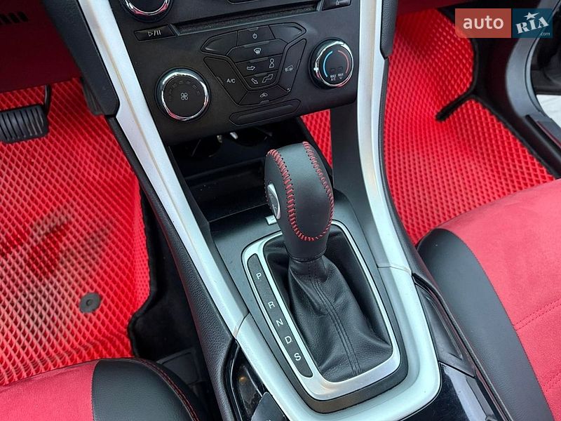 Седан Ford Fusion 2015 в Вінниці