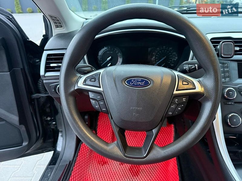 Седан Ford Fusion 2015 в Вінниці
