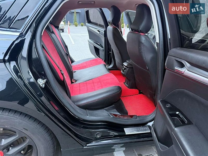 Седан Ford Fusion 2015 в Вінниці