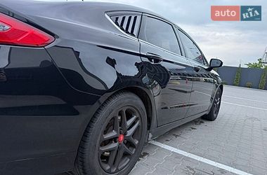 Седан Ford Fusion 2015 в Вінниці
