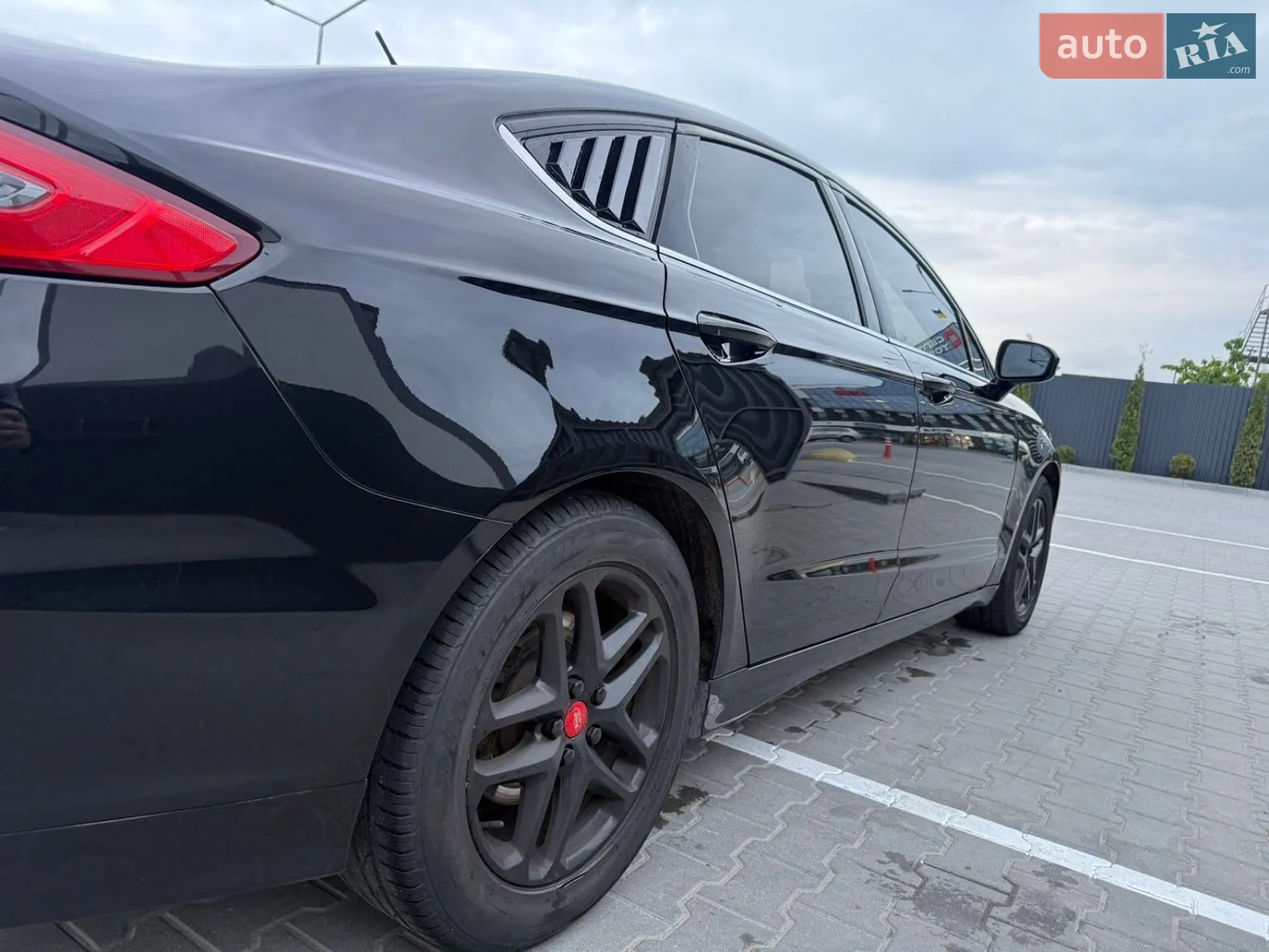 2015 Ford Fusion - мініатюра 29