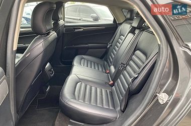 Седан Ford Fusion 2019 в Львове