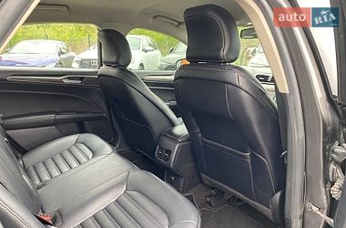 Седан Ford Fusion 2019 в Львове
